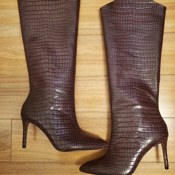 Purple stiletto boots - Picture 1 of 1